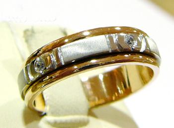 СВАДЕБНЫЕ (ОБРУЧАЛЬНЫЕ) КОЛЬЦА С БРИЛЛИАНТОМ ФОТО