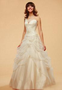 КАК ВЫБРАТЬ СВАДЕБНОЕ ПЛАТЬЕ: 10 ПОЛЕЗНЫХ СОВЕТОВ