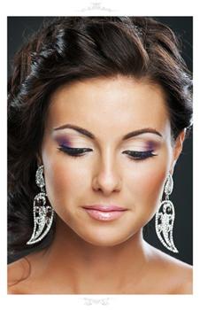 КАКИМ ДОЛЖЕН БЫТЬ СВАДЕБНЫЙ МАКИЯЖ?