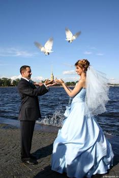 ОТКУДА «НОГИ РАСТУТ» У СВАДЕБНЫХ ТРАДИЦИЙ