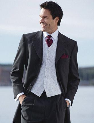 КАКИМ ДОЛЖЕН БЫТЬ КОСТЮМ ЖЕНИХА?