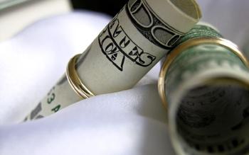 ВЫБОР ОРИГИНАЛЬНОГО ПОДАРКА НА СВАДЬБУ