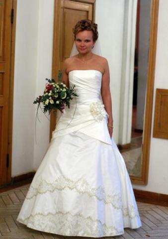  Свадебные платья 
