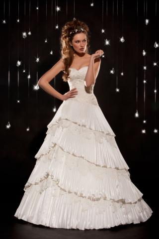  Свадебные платья 