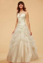 КАК ВЫБРАТЬ СВАДЕБНОЕ ПЛАТЬЕ: 10 ПОЛЕЗНЫХ СОВЕТОВ