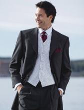 КАКИМ ДОЛЖЕН БЫТЬ КОСТЮМ ЖЕНИХА?