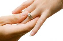 ОТ ПОМОЛВКИ ДО СВАДЬБЫ НЕ ОДИН ШАГ